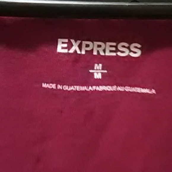 Express Skull Tee - Picture 3 of 7